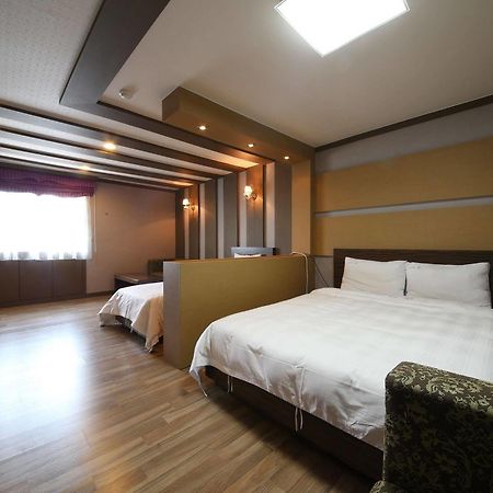 Yes Motel Gunsan Extérieur photo