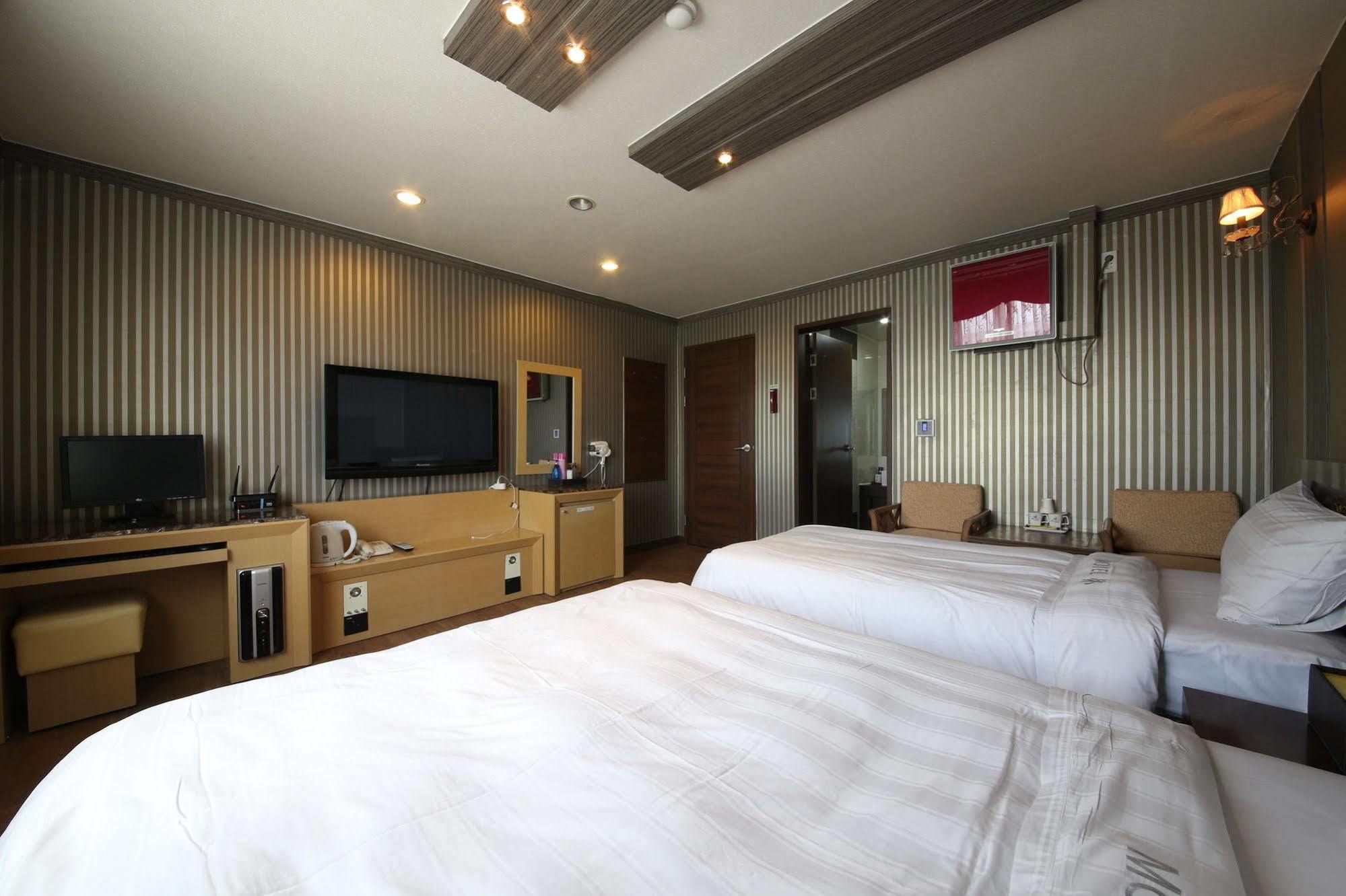 Yes Motel Gunsan Extérieur photo